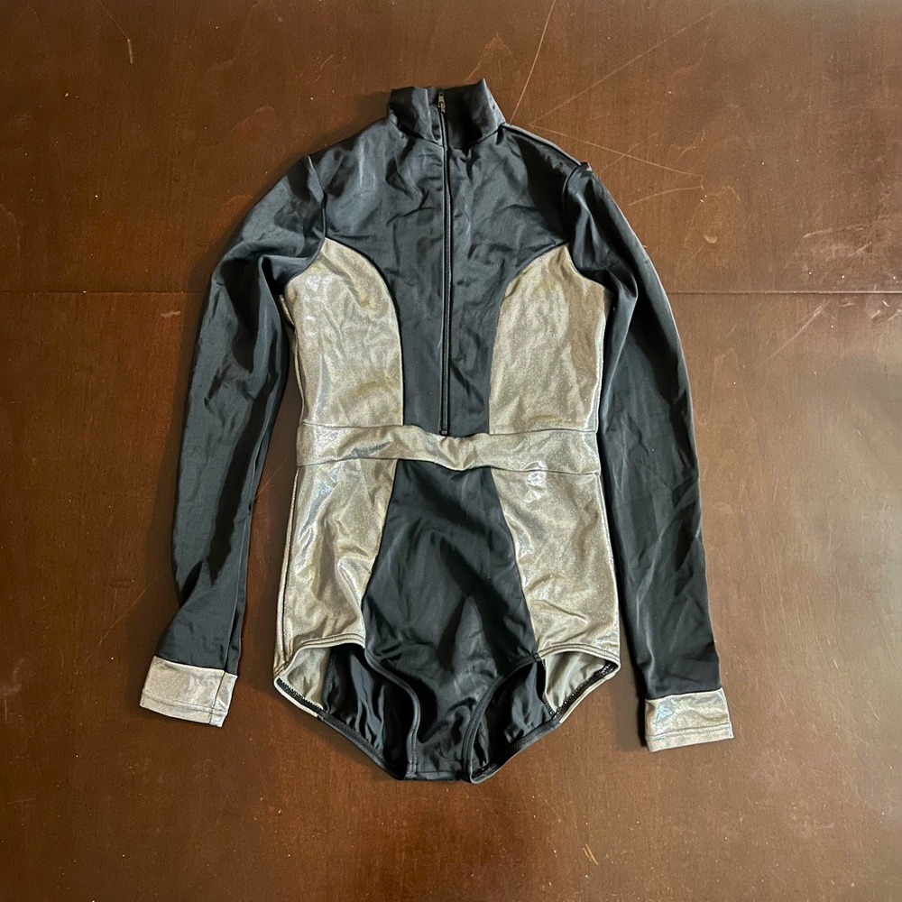 Black/Silver long sleeve leo